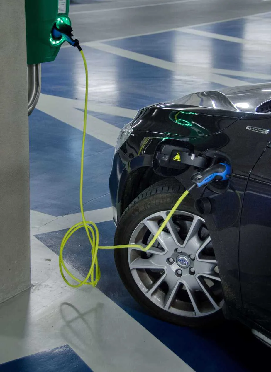 Vaughan electric vehicle towing service
